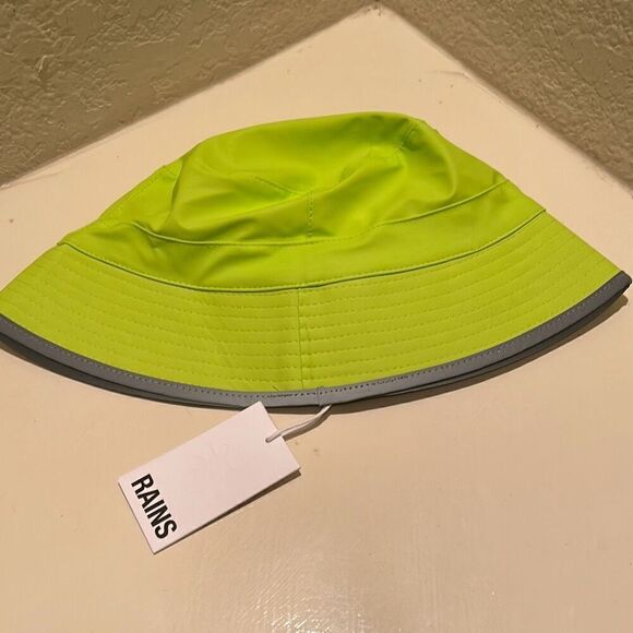 Rains Bucket Hat Size M-XL Reflective Digital Lime Green Bold Sporty Streetwear - Picture 1 of 11